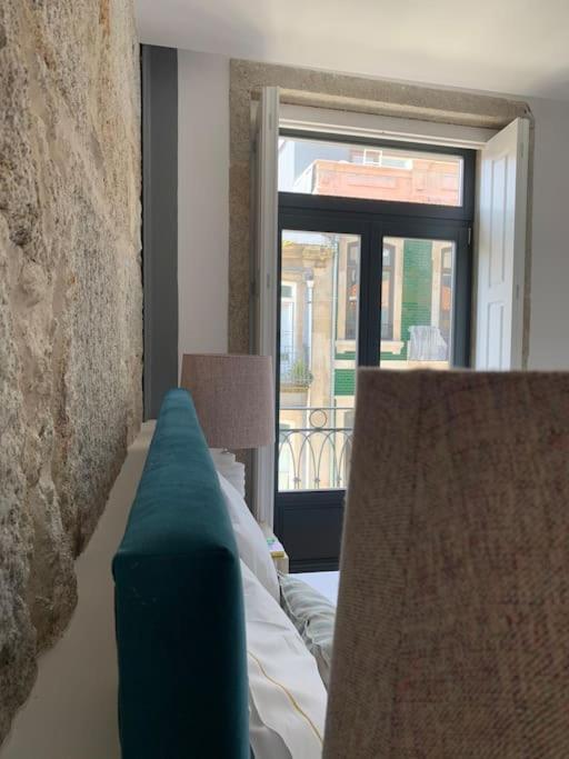 Almada Downtown Charming Apartament *